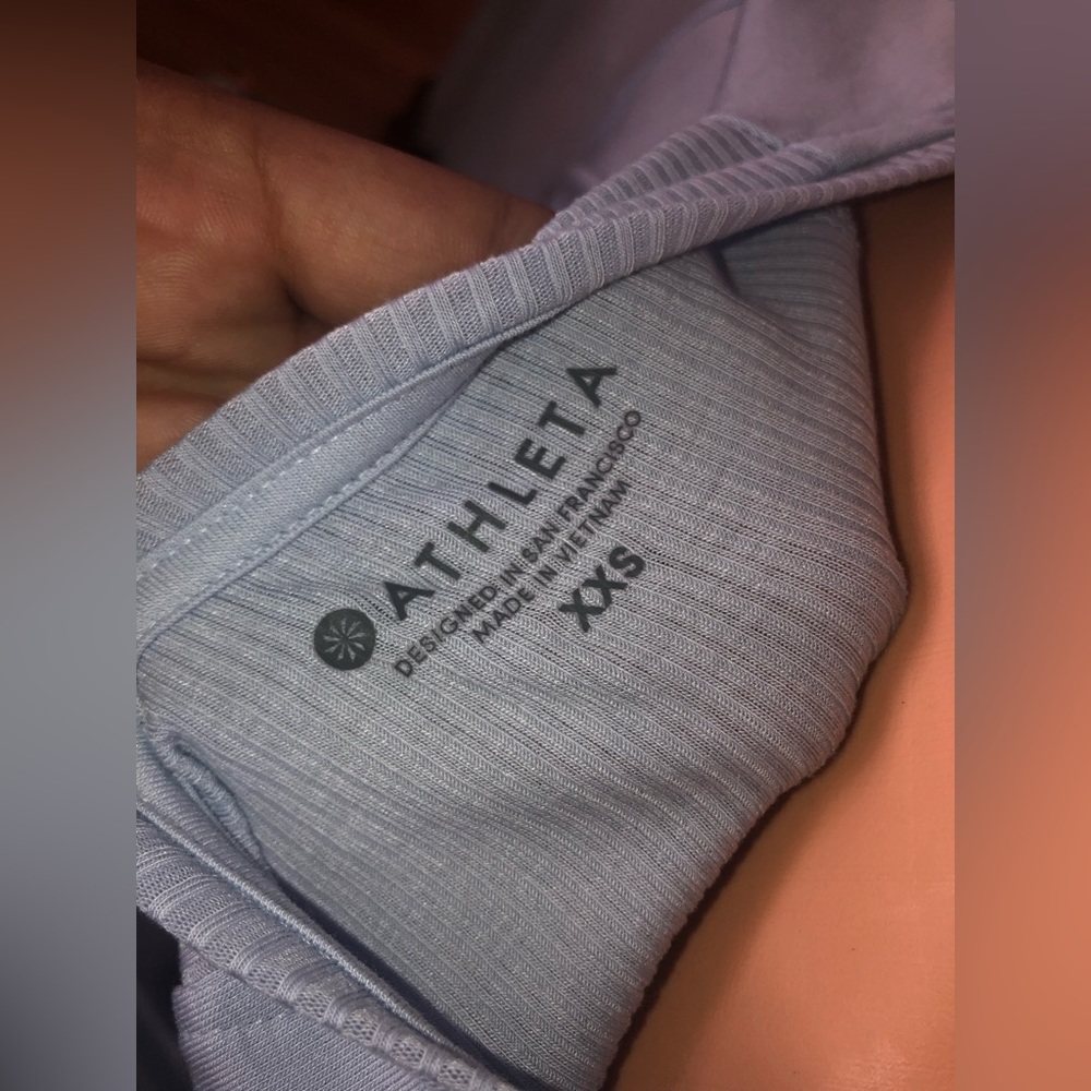 Athleta Top - Picture 4 of 6